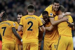 1xBit体育在线-关于西汉姆主场失利，战局逐渐失控的信息