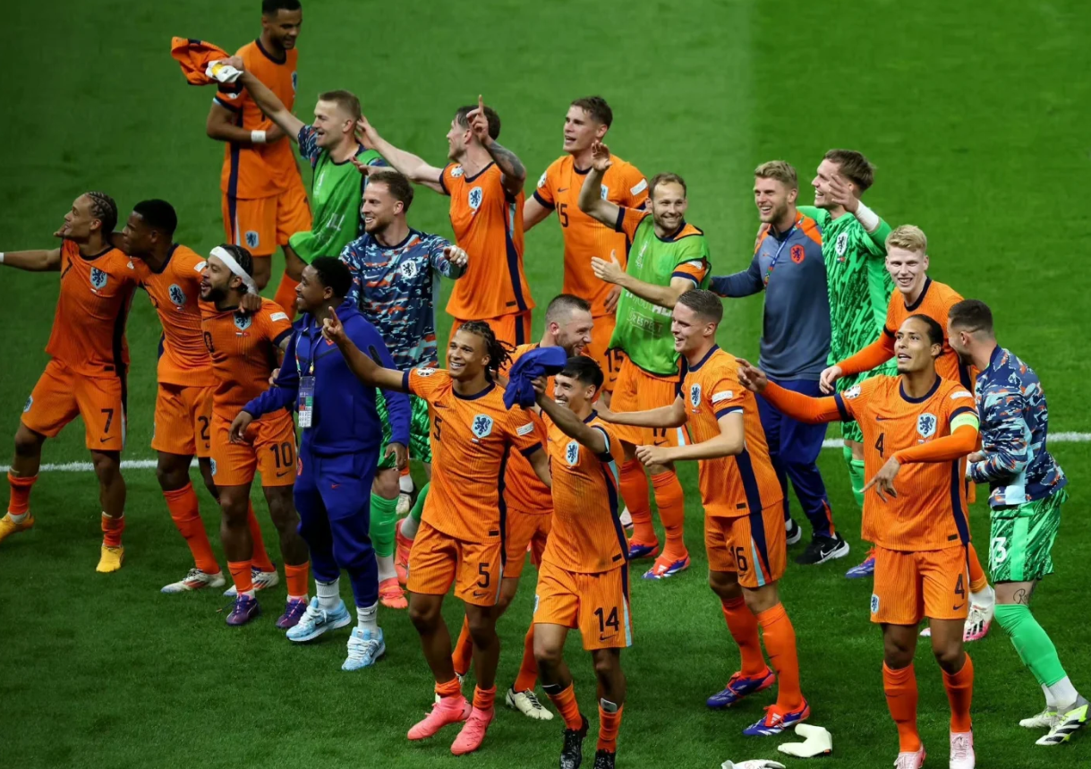 荷兰队在比赛中打出了精彩绝伦的表现