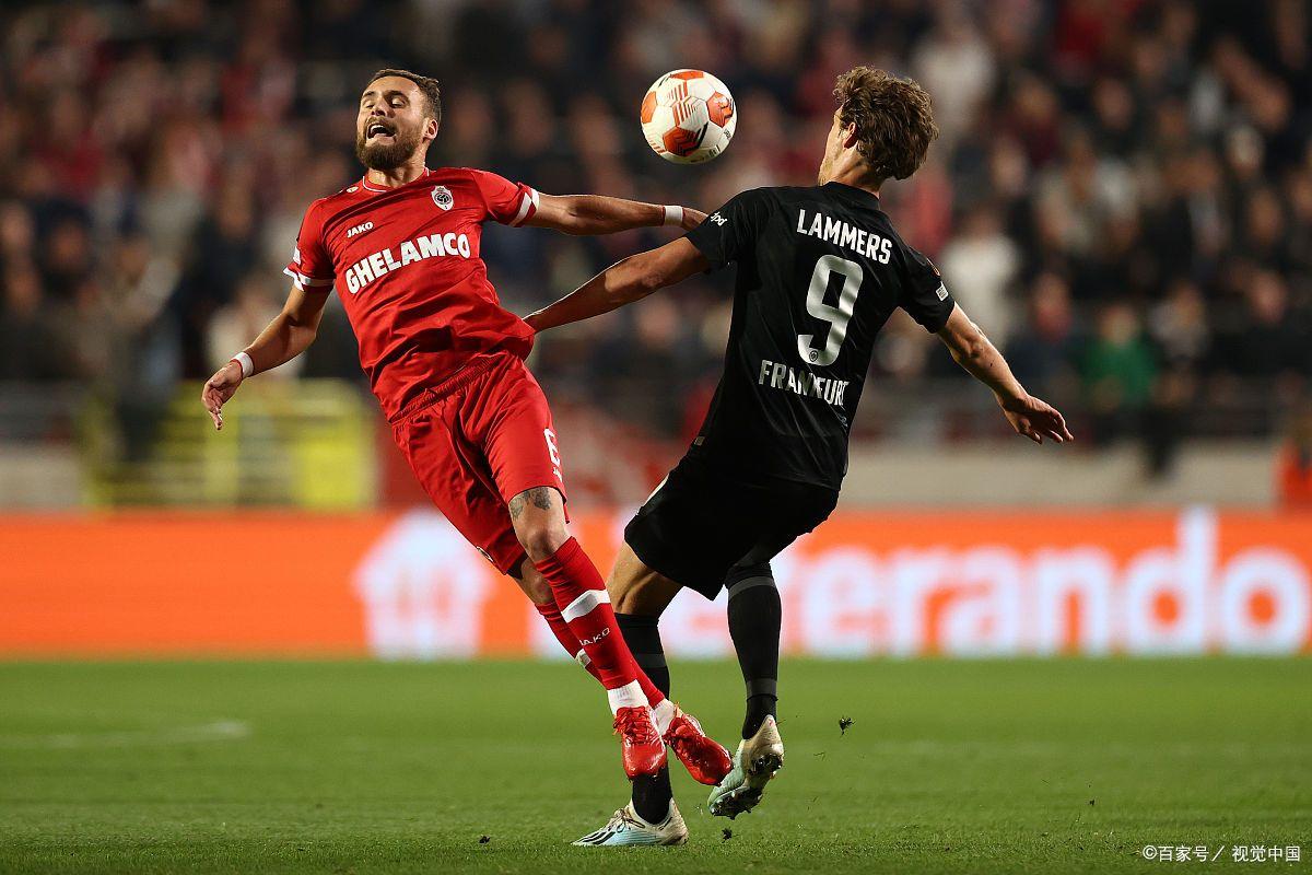 法兰克福主场失利,连胜纪录告终 法兰克福主场失利,连胜纪录告终