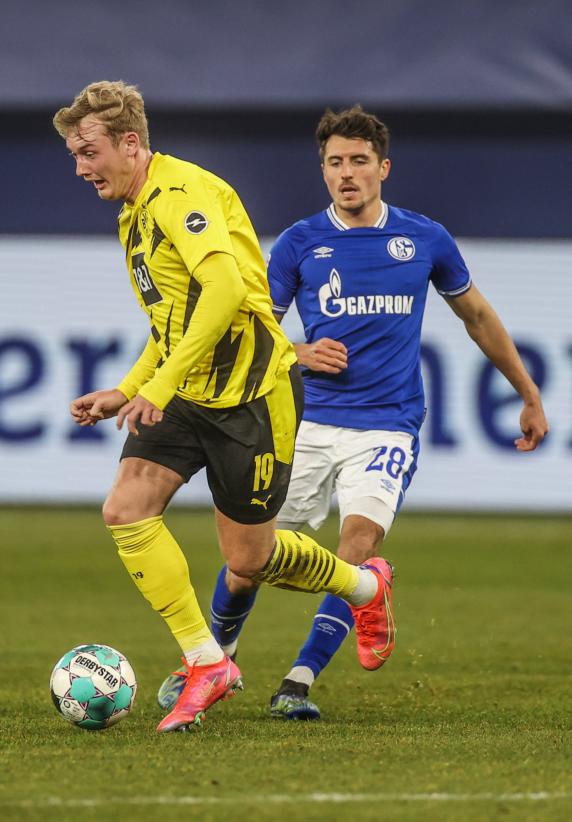 关于沙尔克04中场多次助攻,表现全面的信息 关于沙尔克04中场多次助攻,表现全面的信息