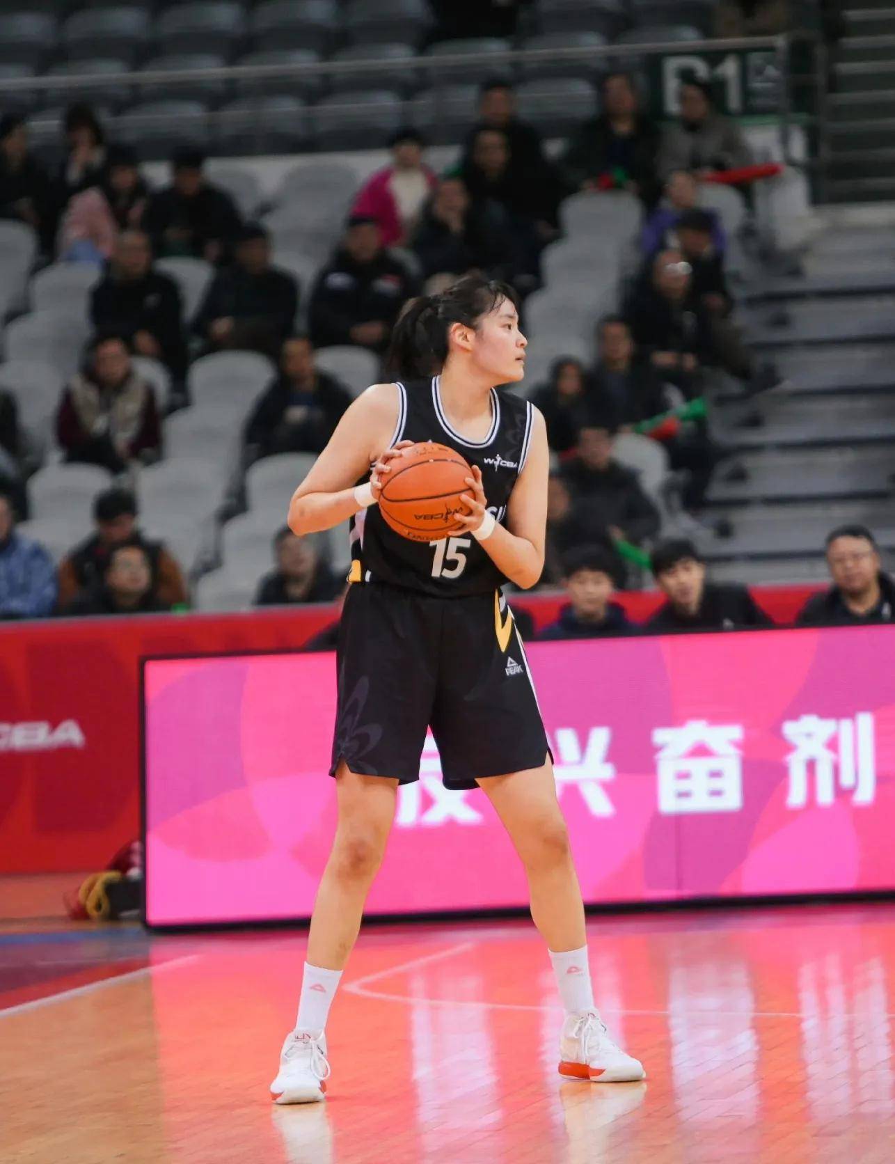 江苏队与山东队展开激烈角逐,终极胜者揭晓 江苏队与山东队展开激烈角逐,终极胜者揭晓